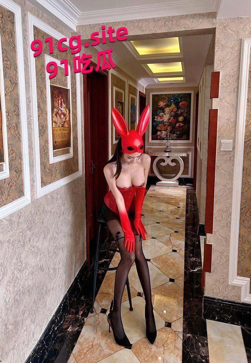 来自推特极品博主 奶凶   纹身精神美少女-6