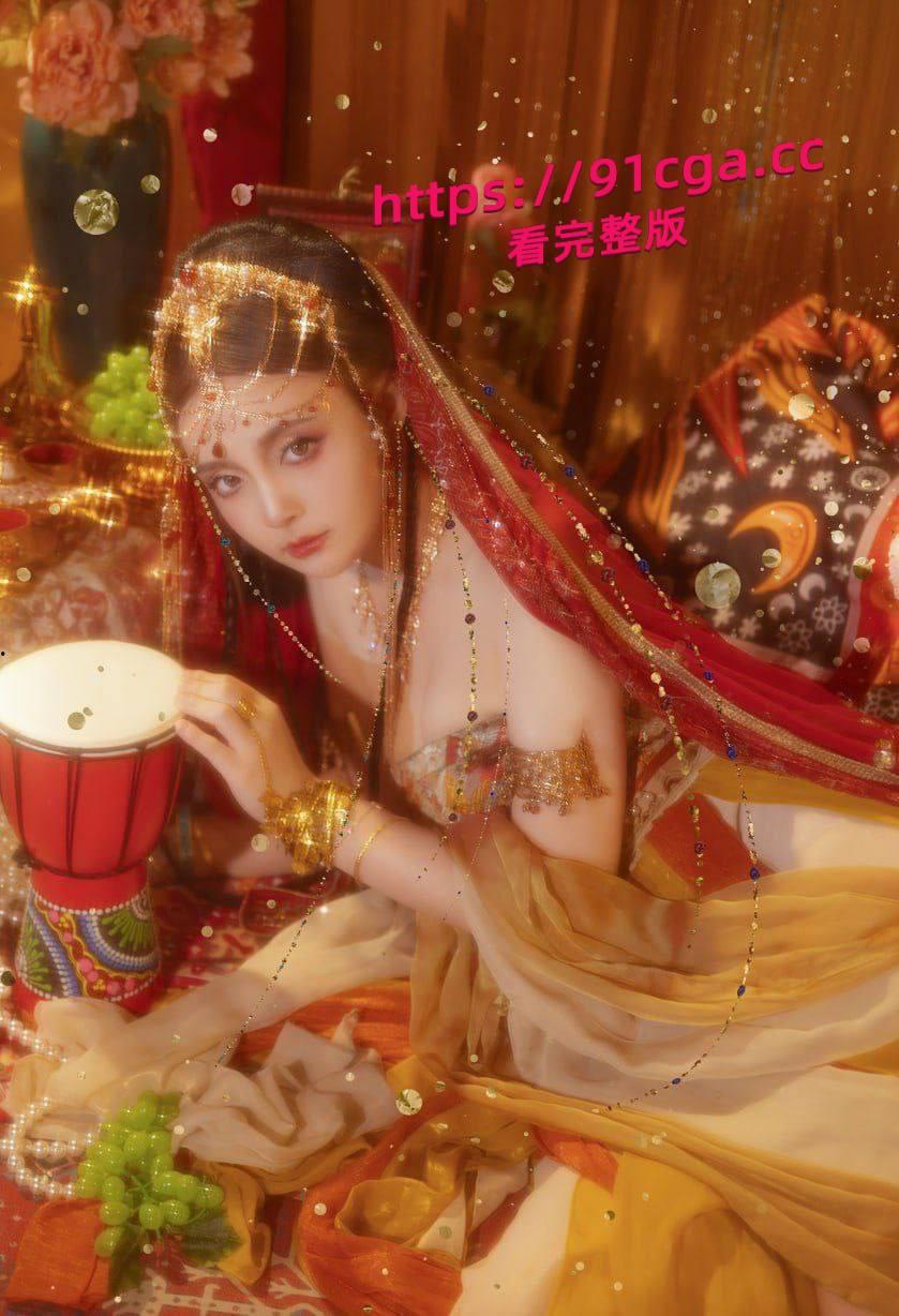 可爱白虎巨乳福利姬少女可爱萝莉型 福利姬 喜欢玩角色扮演