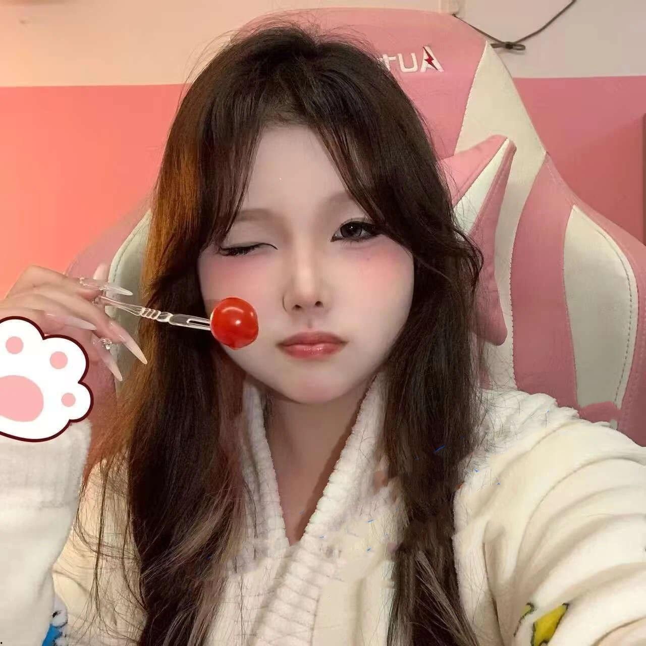 湖北大学生梁玉莉被金主包养调教视频流出 乖巧懵懂 巨乳肥臀 淫水超多 被金主肆意爆操 反差婊魅力实足