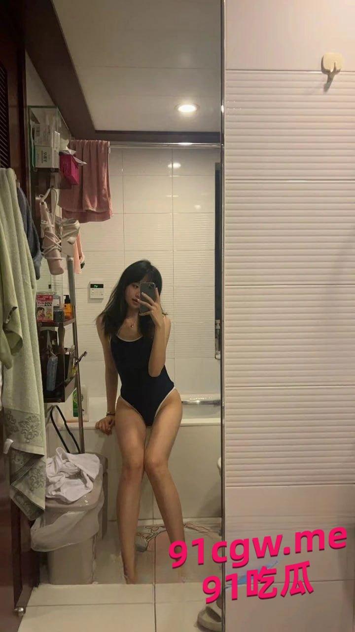 河北艺术职业学院李丽萍清纯反差婊，学生妹深夜约炮引爆吃瓜热潮！