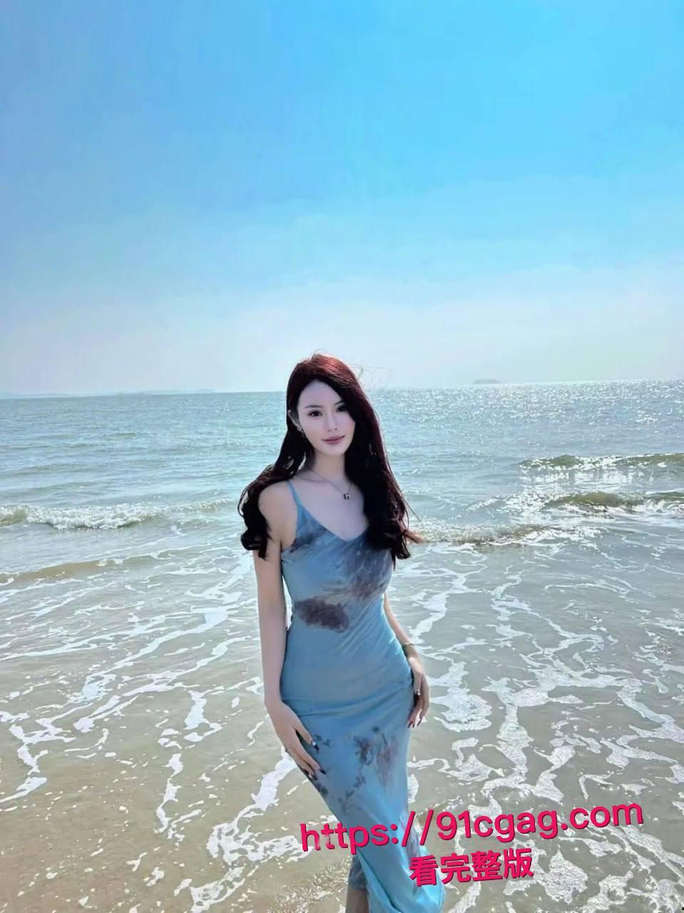 西南交通大学00年王云菲出轨丑闻:背着男友与金主激情缠绵,女上骑乘卖力伺候,逼毛浓密堪称淫娃名器!-7