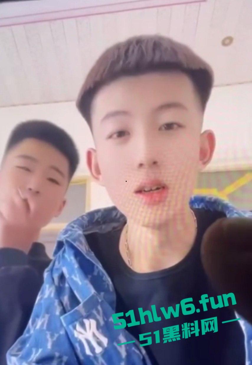 山东济宁泗水县村书记儿子【周恒】勾搭人妻【程妍妍】偷情居然在医院干这事!-6