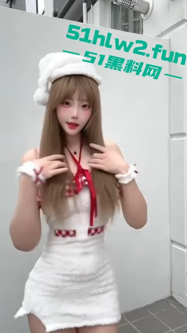 抖音韩国留子网红【ciu7】绝美颜值长腿尤物身材高挑性感，皮肤白嫩大奶翘臀 最新诱惑私拍福利流出。