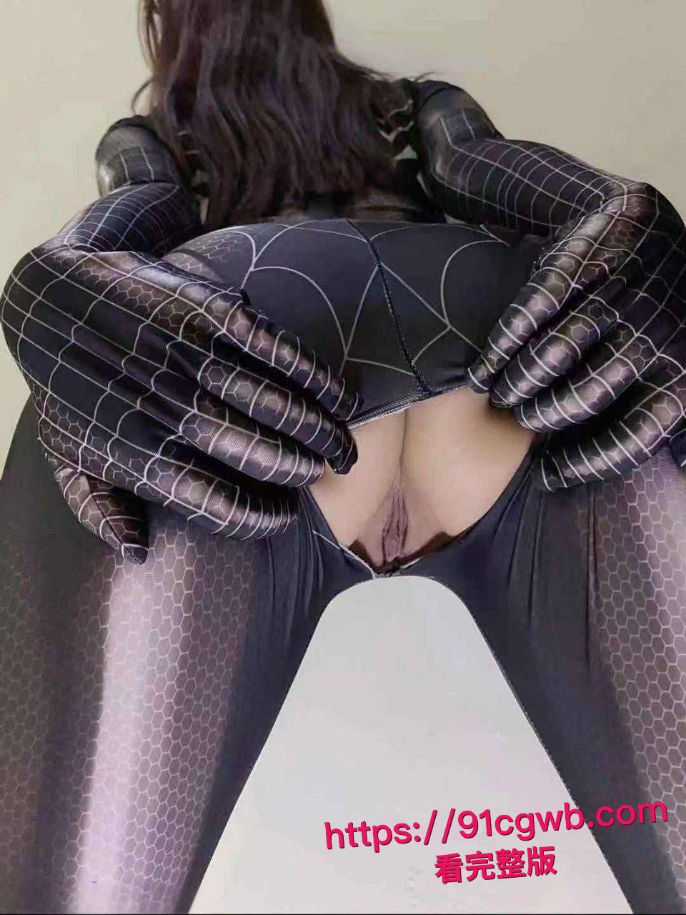 马来西亚DJ网红蓝星蕾聚会醉酒被同学下药迷奸全过程曝光 反差婊子被扒穴骚样私照流出让人看硬