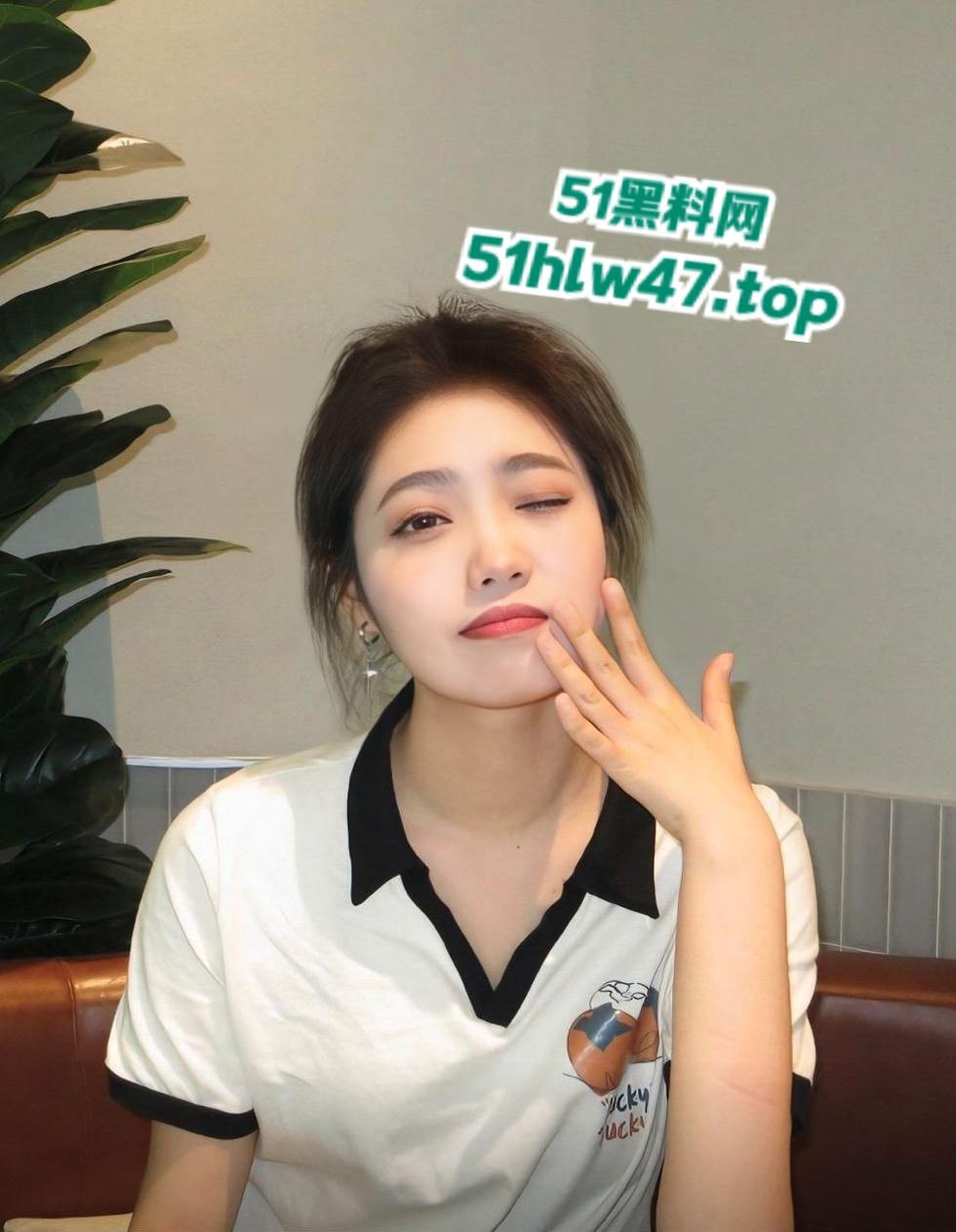 北京现代音乐学院，大三舞蹈校花【庄乔烨】校外金主包养，调教约炮视频流出。