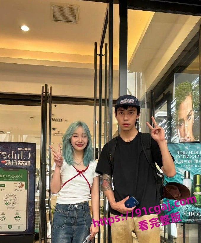 抖音500万粉丝大网红伤心男人人设完全崩塌，被小姐姐曝光脚踏七只船，人品十分恶劣-4