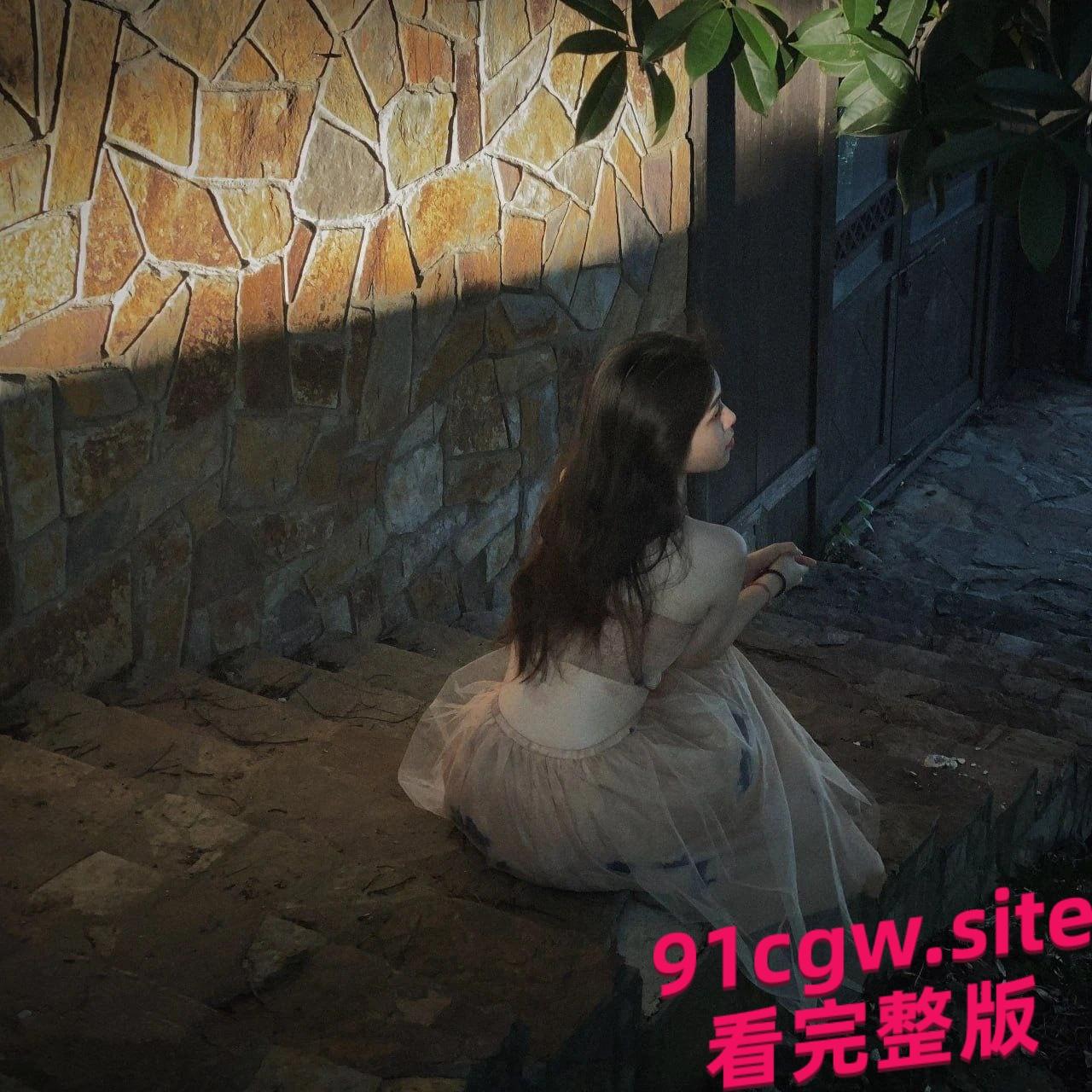 广州美术学院孙韵婷和男友自拍性爱视频泄密