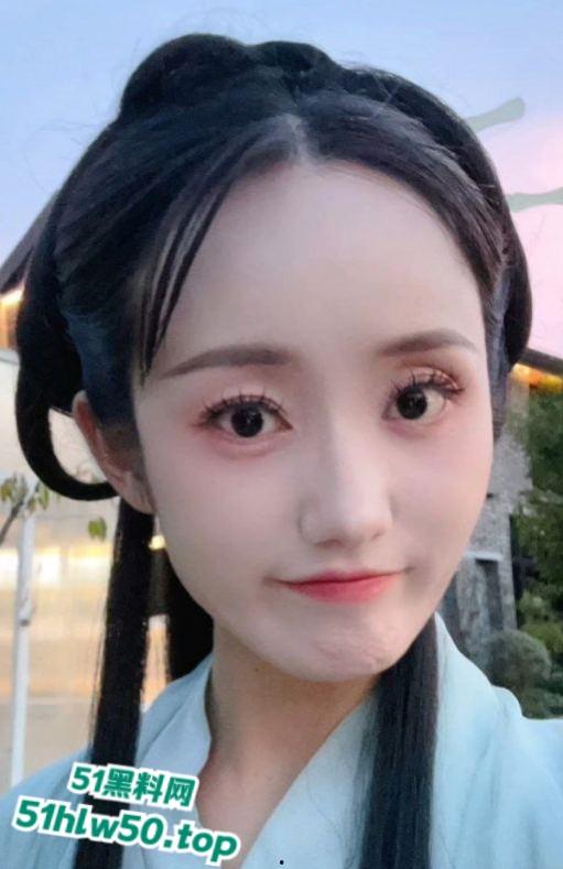 石家庄西苑小学语文老师母狗【张倩】高颜值极品尤物，骚劲十足竟还是个媚黑婊！