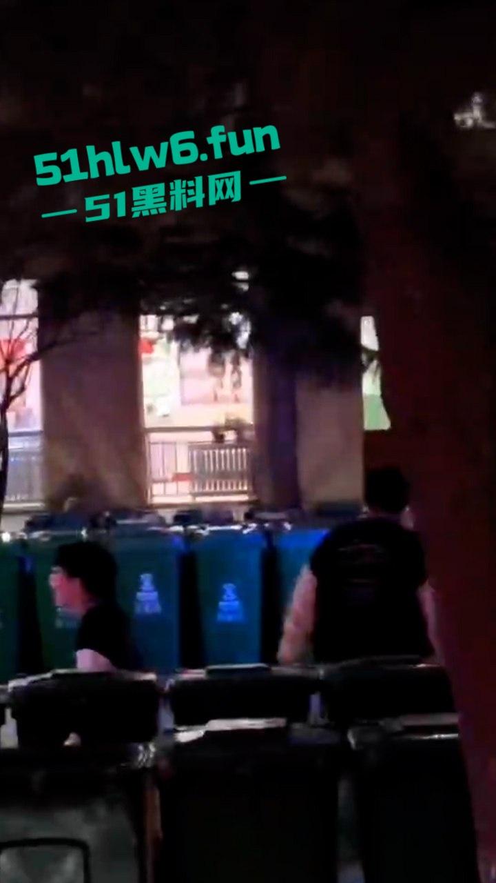 学院大瓜！山西晋中大一学生妹厕所产子，暴力拉拽致胎死人伤子宫都已保不住。