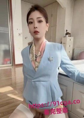 抖音26万粉丝网红小梅，粉丝群福利视频流出，丝袜摸穴骚气十足！