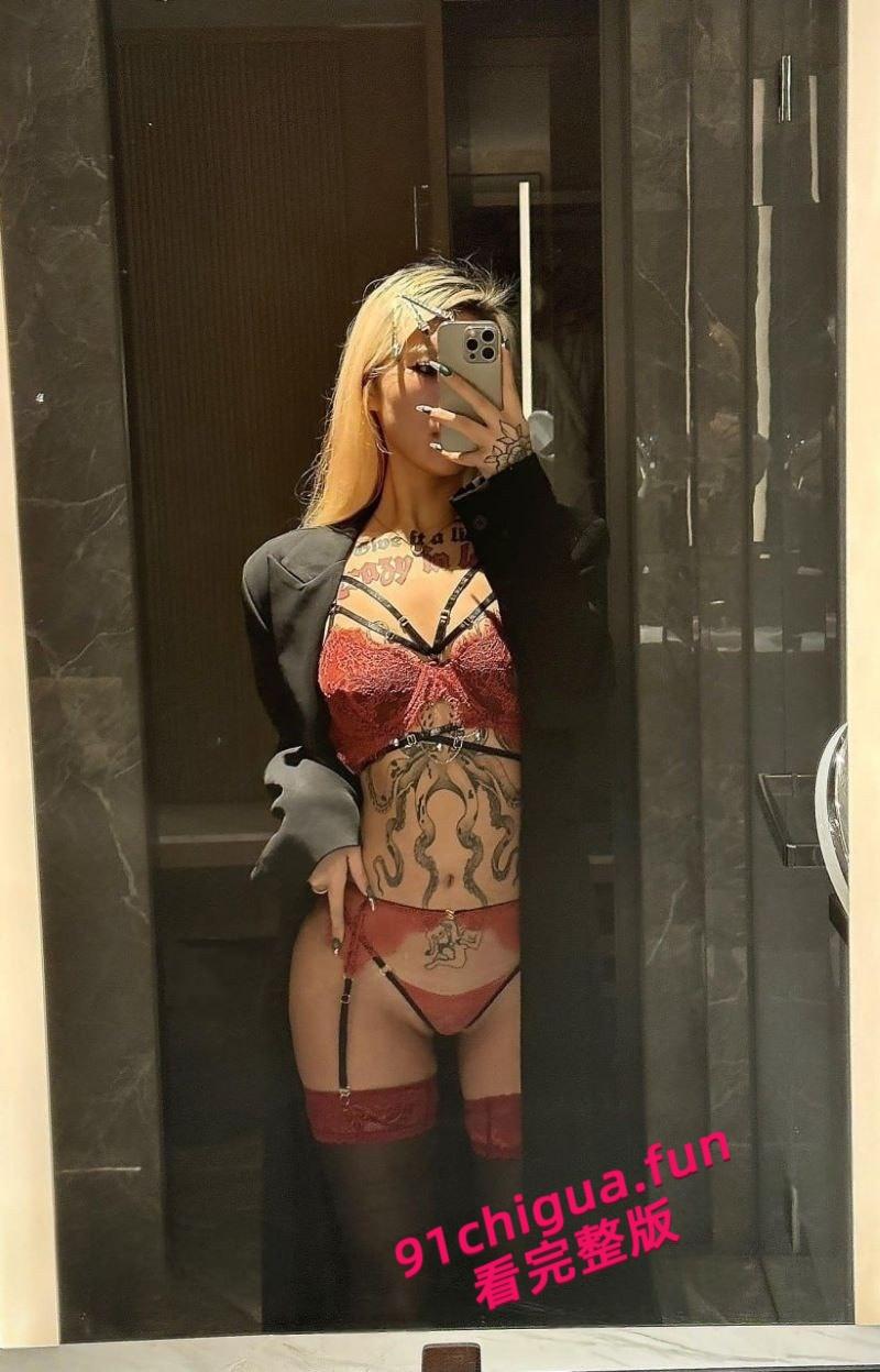 成都朋克风符文战士【HighSchoolGirls】性爱自慰视频流出，舌钉口交挑战感官极限，撅臀爆操淫荡不堪！