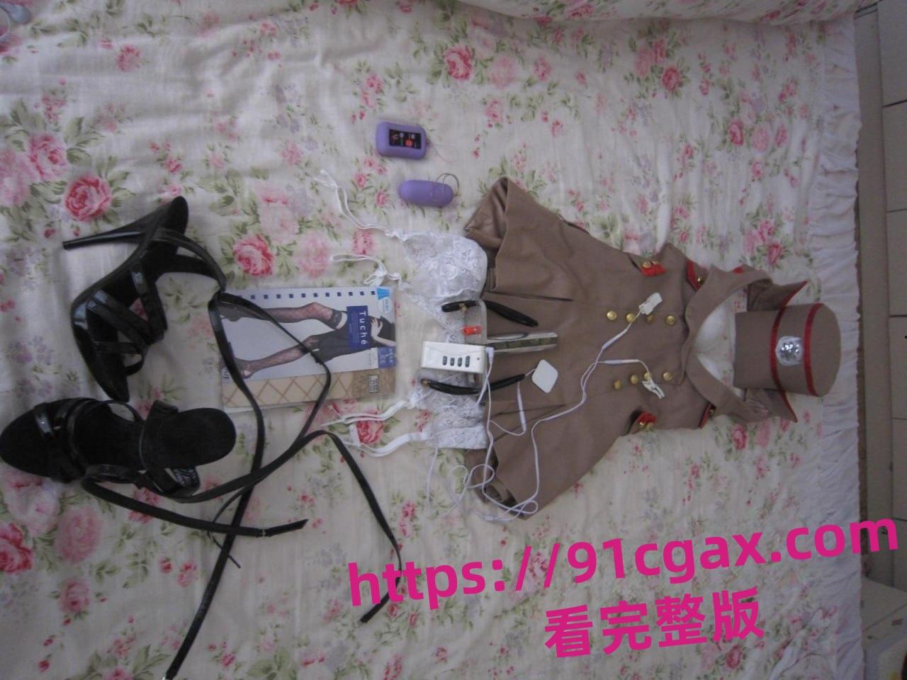 紫竹玲2012四川成都艺术学院大二女神制服捆绑私密视频流出