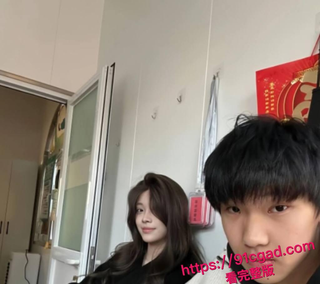 抖音17.8万粉天津理工女大学生 齐婧煊 艳照门