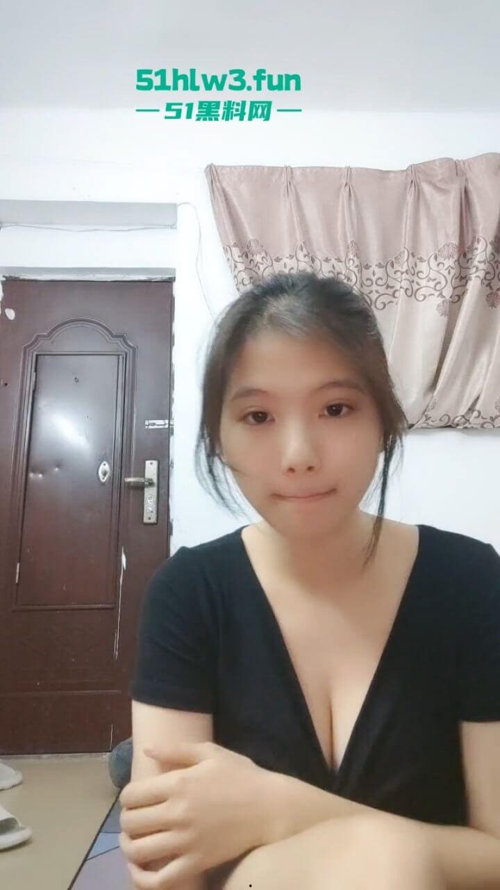 天津理工大学学生妹【王玫雨】校外租房色情直播,自慰抠穴全过程被录屏曝光!-7