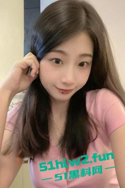 唐山极品母狗【吴蕾云】背着男友偷吃猛男，被大屌操到腿软，口爆颜射舔得干干净净，全程自拍视频惨遭流出！