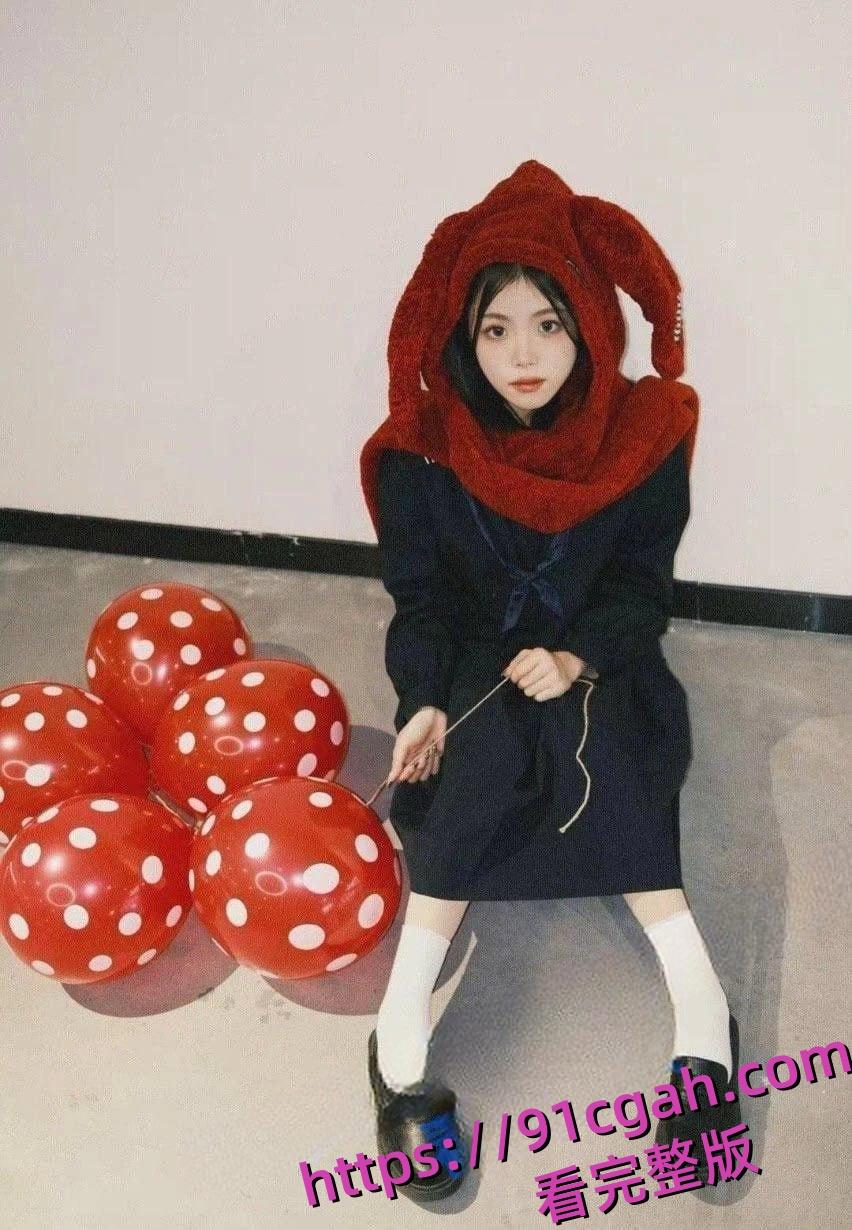 湖北宜昌枝江职高3P大瓜 学生妹被同学轮流爆操 中途被家人电话打断