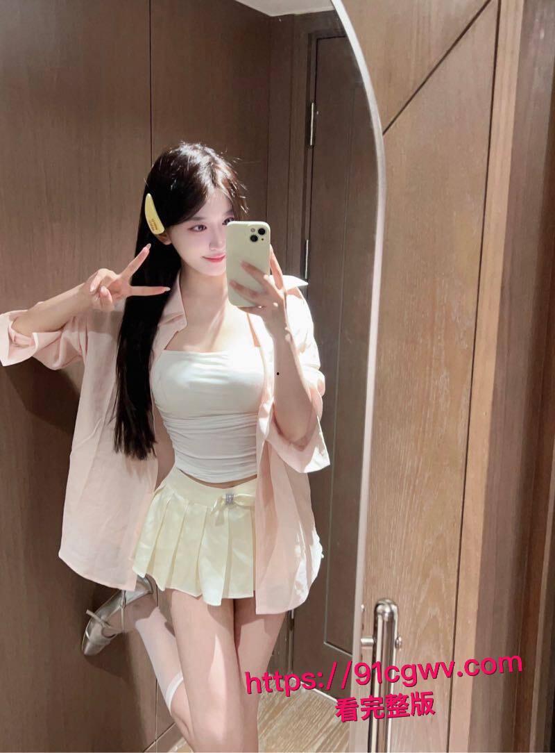 长春南关霓虹夜色下探探野花赵彤酒店狂欢,纹身大腿翘起爆插,大红蜡烛肚皮摆拍,视频尺度拉满!-4