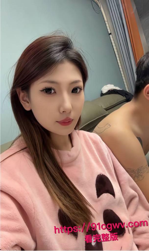 长春南关霓虹夜色下探探野花赵彤酒店狂欢,纹身大腿翘起爆插,大红蜡烛肚皮摆拍,视频尺度拉满!-8