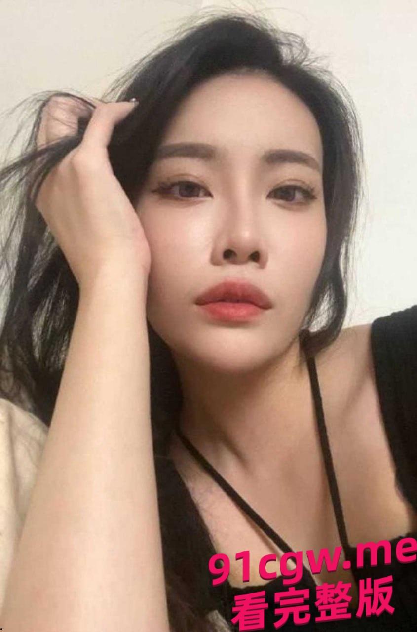 大连艺术学院舞蹈老师崔莹莹 跟学生偷情被曝光！