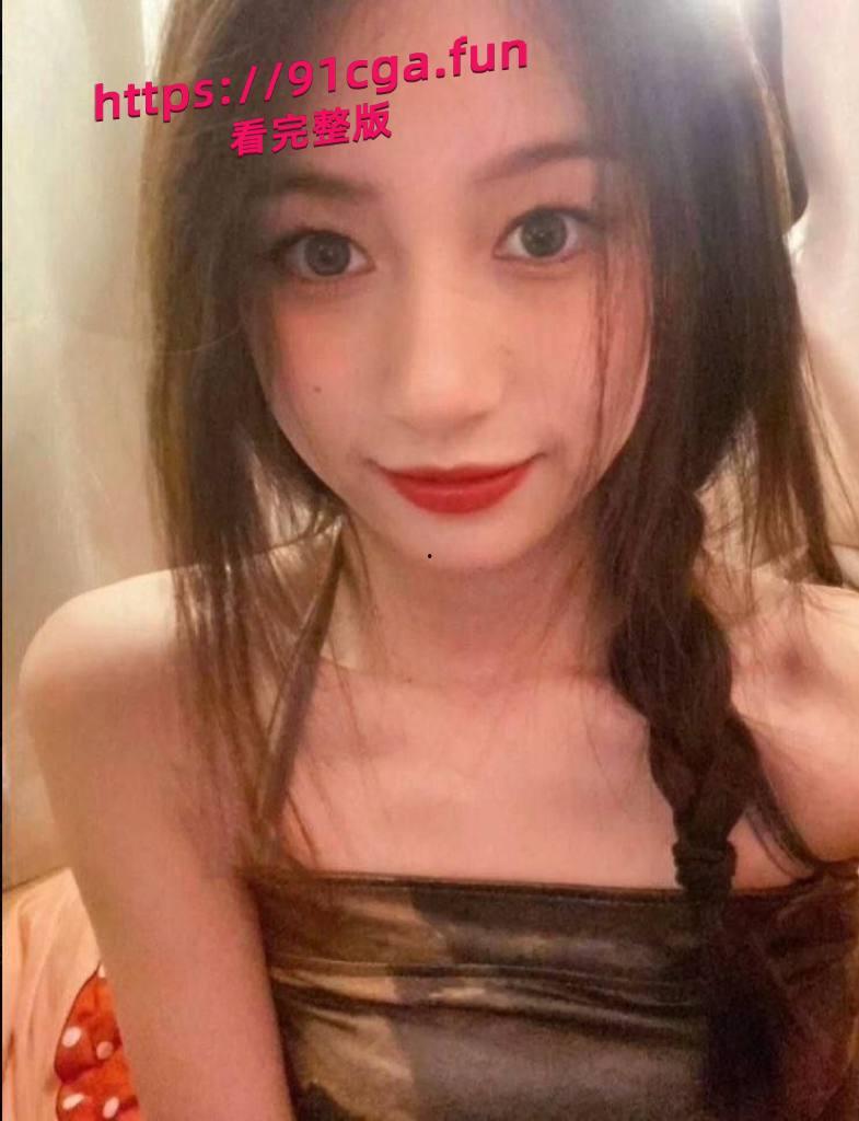 山西太原极品身材美艳少妇，和情人酒店约炮吃鸡不雅视频被曝光