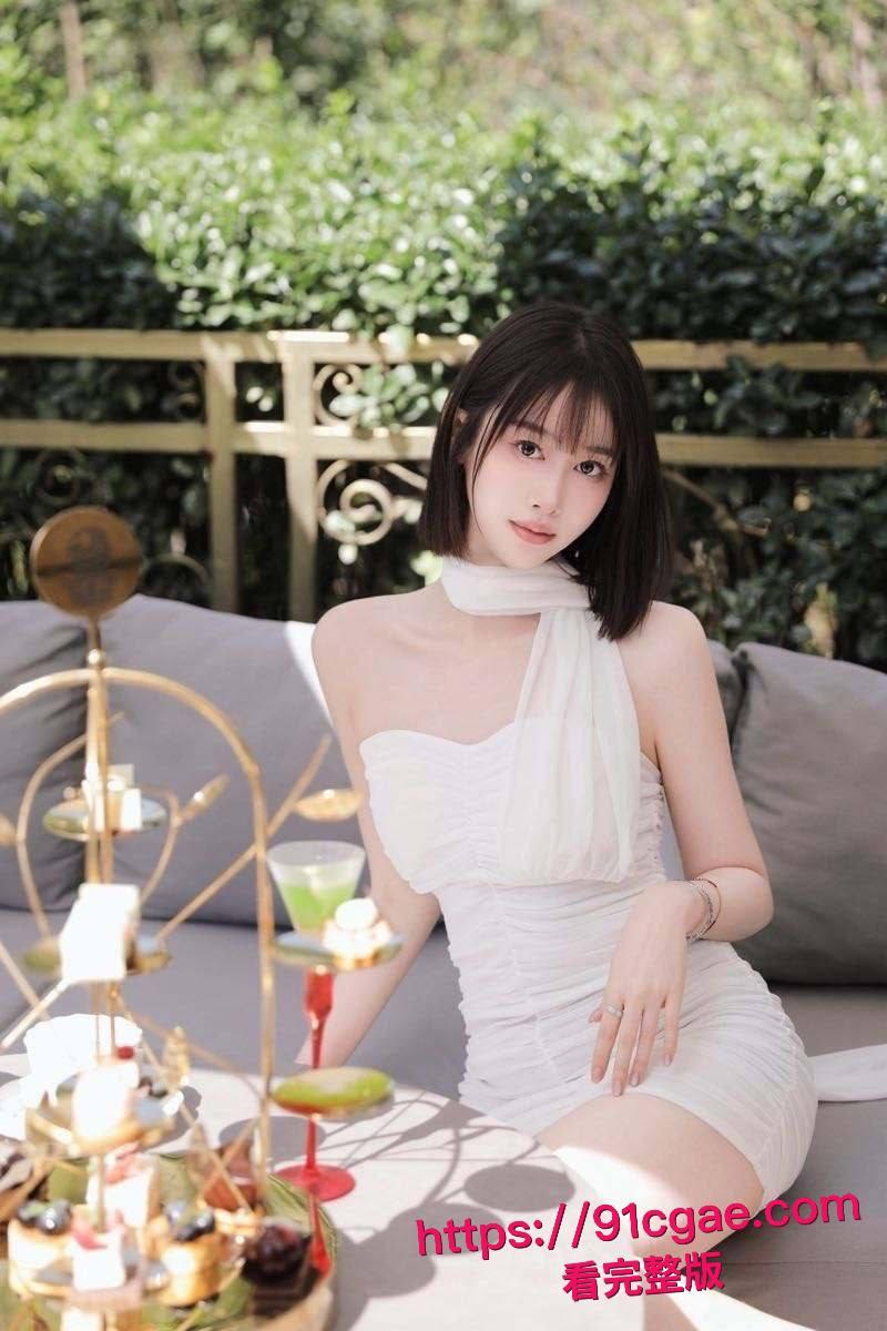 约炮大神Kubotu最新核弹级合集流出！大学女教师沦为深喉吞精母狗