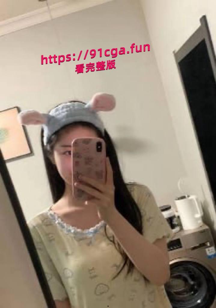 广东茂名人妻方诗琴出轨事件闹得沸沸扬扬，真是骚得没边了！