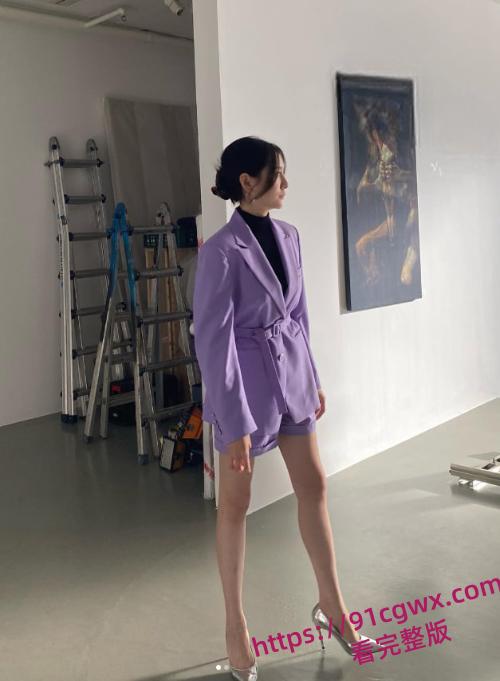 韩国女星朴智贤为作品献身 片中大尺度露点以及啪啪现场，一对酥胸无比粉嫩，叫声无比动人！