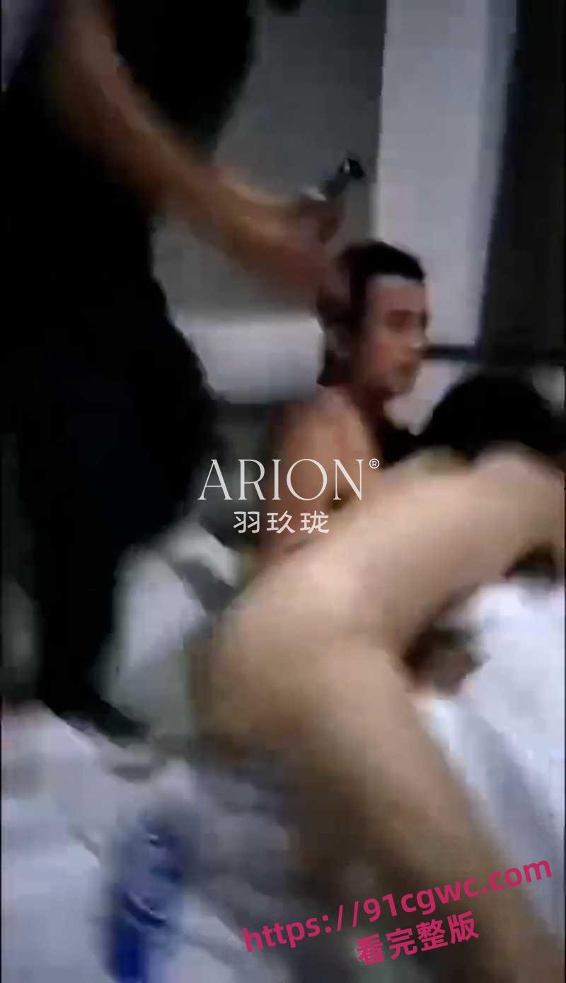 济南宣传部副部长与电视台主持人出轨事件 酒店开房被抓视频全网疯传 上演女主全裸护情人大戏！