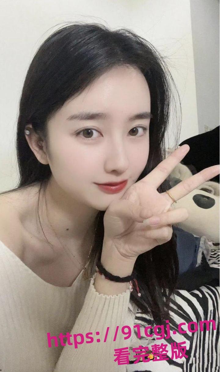 武汉工商学院计算机辅导员 徐曦 收入不够下海来凑 花椒平台和金主1对1私聊