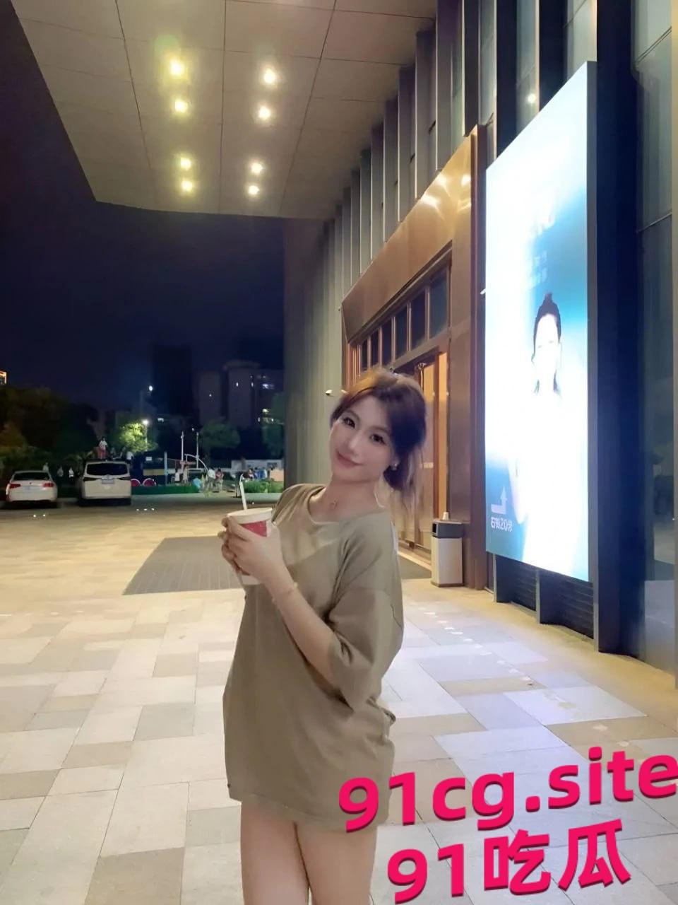 调教广州大学音乐舞蹈学院大二生王应怡性欲初潮