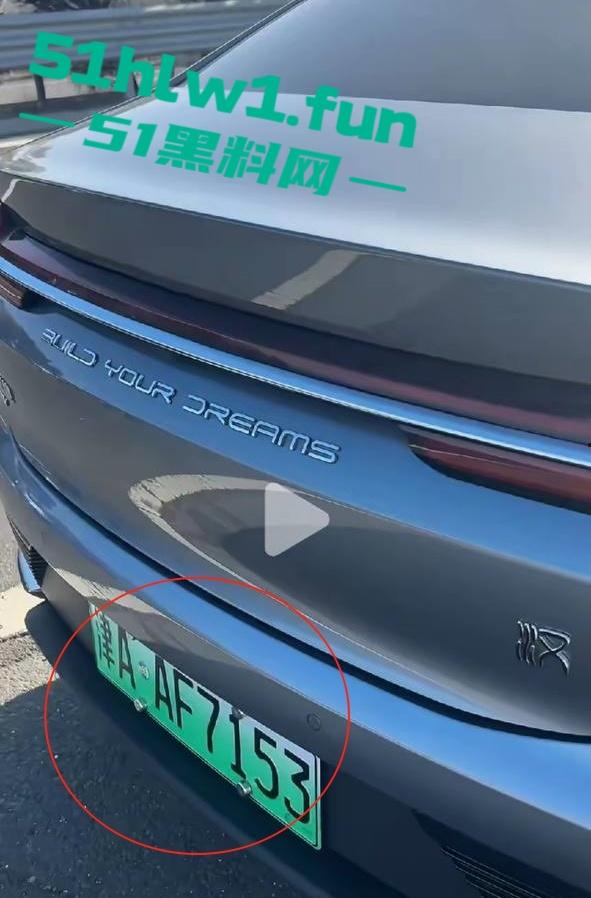 顺风车天津高速扔下乘客事件,细节曝光后许多网友支持顺风车这种麻烦女故意蹭热度吗-7