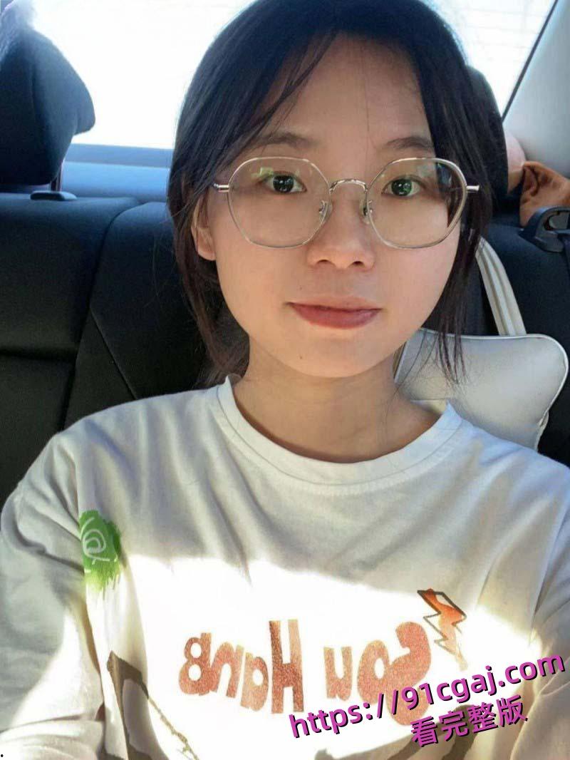 南京财经大学钟伟婷背着男友出轨富二代 被多次内射还为其打胎 露脸口交反差至极！