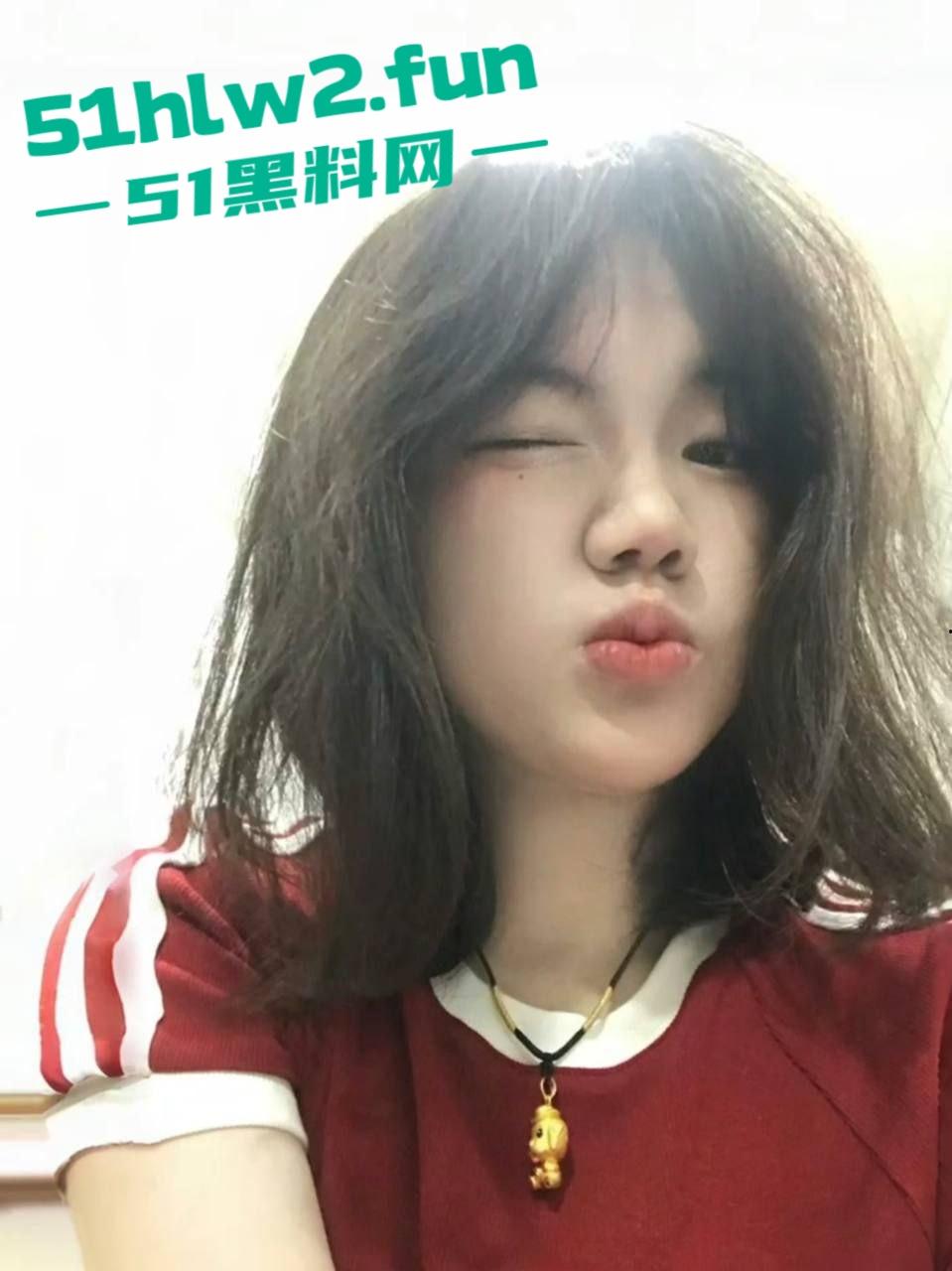 太原大学【张念一】这骚货,清纯脸蛋下藏着个欲女,手指在嫩逼里进进出出,手指插得自己直哆嗦!-5