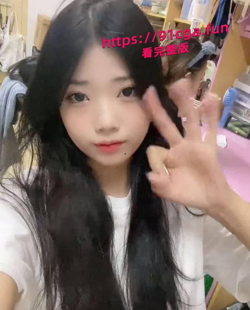 年初网友包养的一个珠海学院的研究生，为了一个月8000块钱的生活费成为了别人的泄愤工具 #包养博士美女