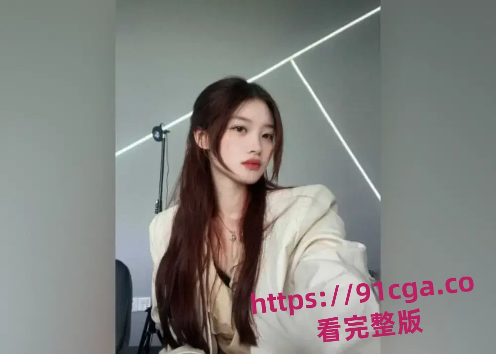 衡阳南华医学院大二学生郭梓檬出轨多金教导员，被教导员原配发现遭曝光