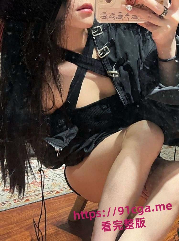 福建03年高颜美女江雨晨神似昆凌 主动在网上撩骚约炮和骗钱被曝光!