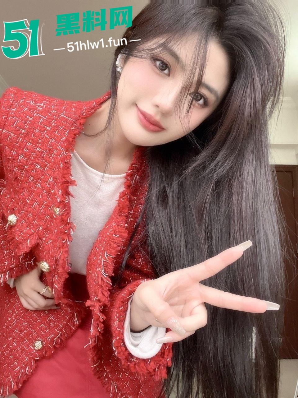 推特儿高质量极品尤物【GirrrlzzZPinK】收录全集，谁看谁爱诱惑十足各种视频合集。-6