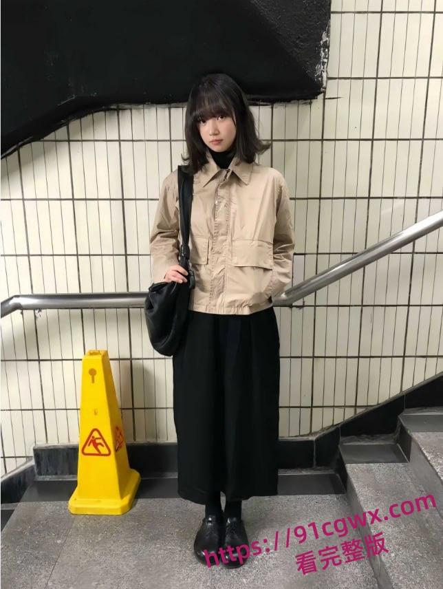 上海富二代大哥包养中日混血妹子 平日乖乖女私下超反差 3P淫乱双洞齐开 性爱视频曝光!-5