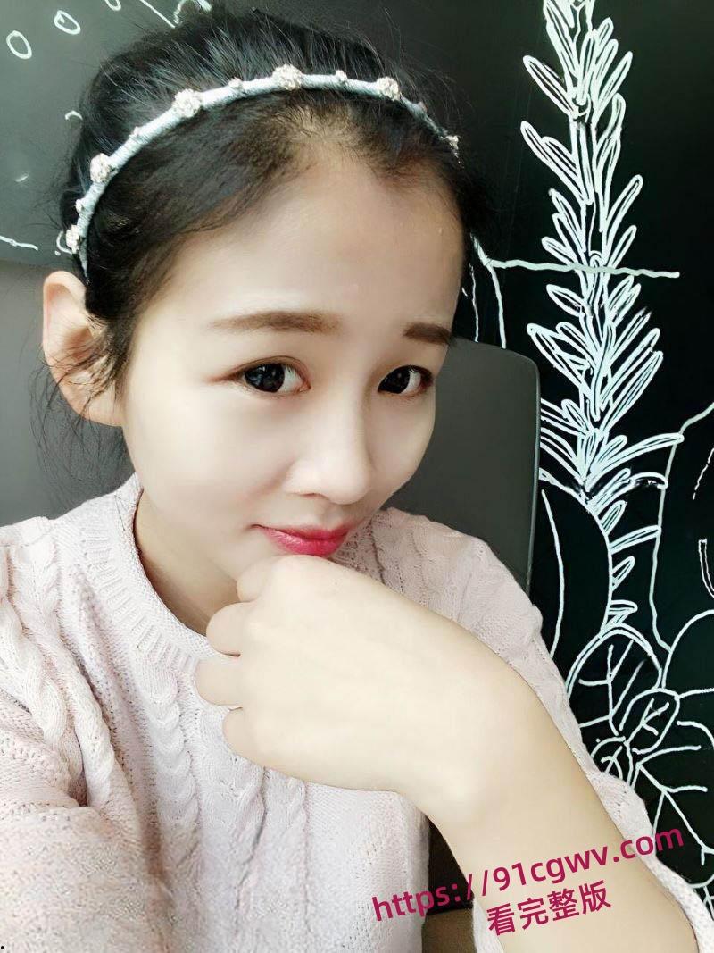 洛阳正仁教育集团风骚人妻昌梦甜钟爱黑丝和约炮 醉酒被领导酒店爆操 翘臀粉穴轮番玩弄