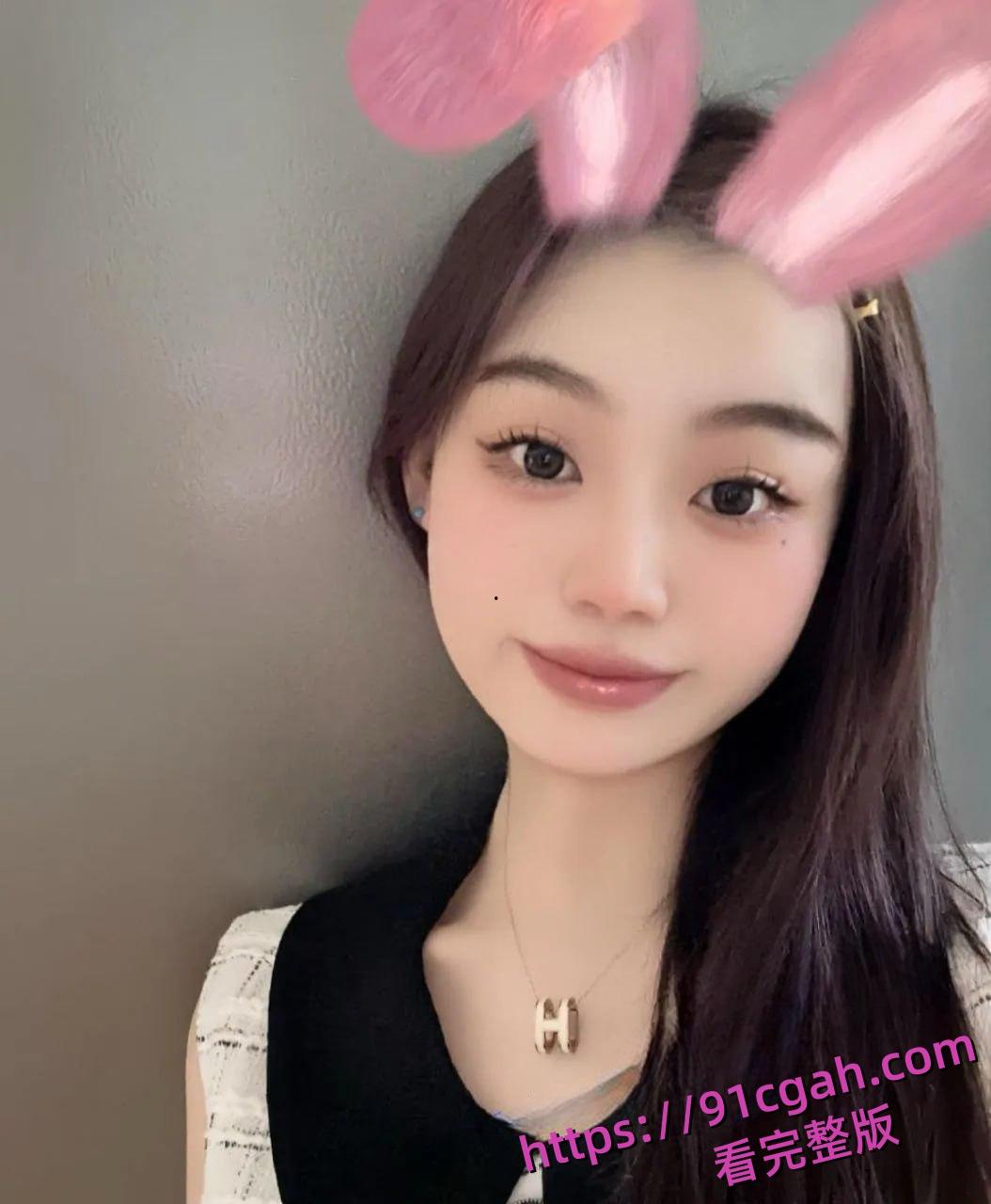 极品巨乳御姐尤物调教成母狗口交毒龙舔脚简直就是资本的玩具