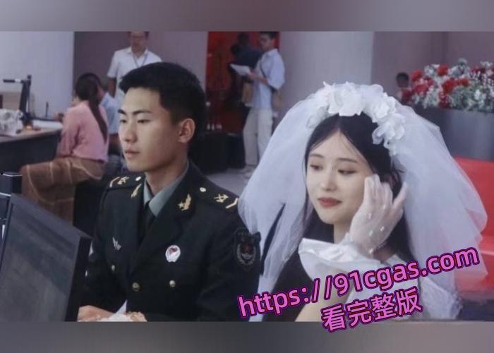 四川一名士官军嫂被曝出轨对象竟是自己的亲姐夫 家属现场抓奸视频曝光！