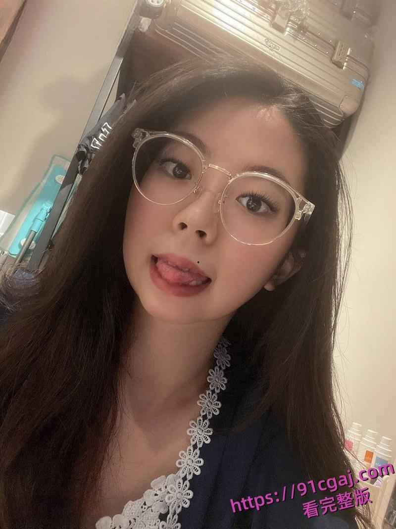 广西养生馆老板娘出轨视频震撼流出 高颜值尤物蕾丝情趣主动吃鸡 上位疯狂求操骚劲爆棚！