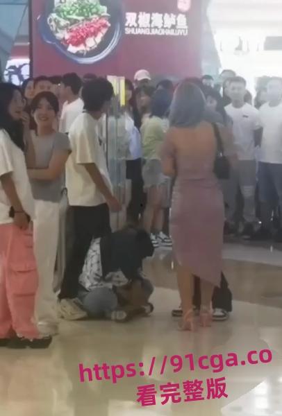 黑龙江哈尔滨哈西万达，偷拍狂被抓住，又是哪个博主要断更了！