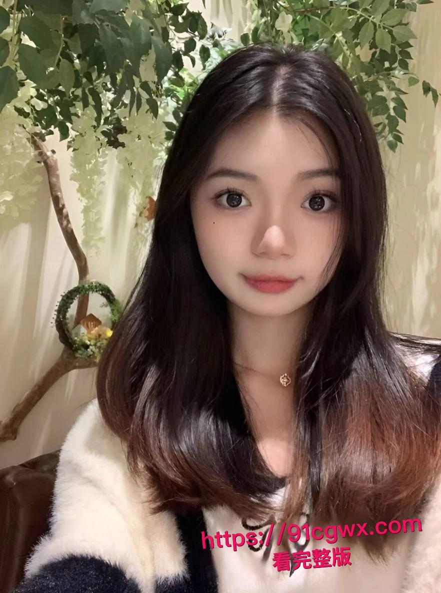 爆燃黑料！抖音网红一直丸与摄影师私拍火辣互动全泄露，豹纹装反向骑乘边录边操，性感尤物身材燃爆羡煞土豪！