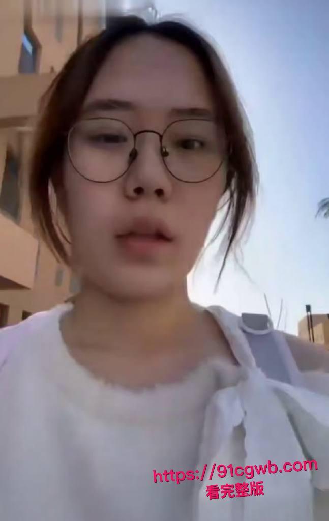 鞍山大学生刘雅惠反差婊炸裂!清纯校花被富二代包养,裸聊摸奶勾引狂野,线下口爆打桩淫叫不断!-6