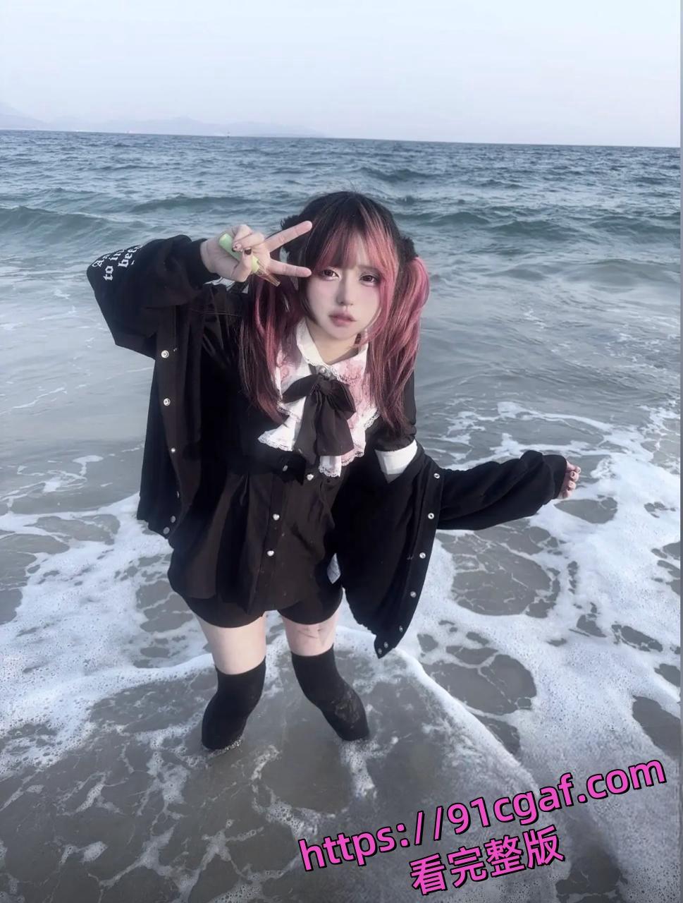 抖音网红吉他张的爱恨情仇 索菲亚喝奶茶 聊天记录与性爱私拍流出