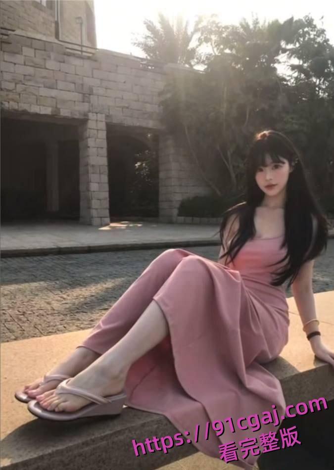 抖音63万粉丝{妹妹早上好}甜美博主 私下生活火爆反差 揭秘金主掌中玩物的肆意人生-6