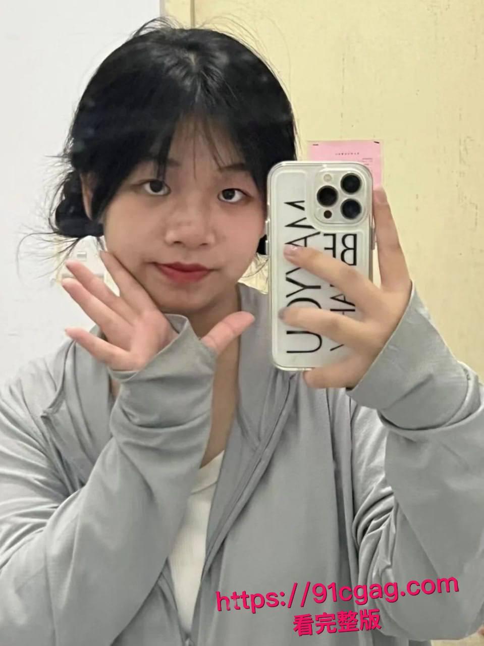 哈尔滨销售骚货赵小雪出轨黑料爆棚!偷情视频曝光“你操爽他操不爽”,暴力吃屌深喉狂吸,逼洞松垮黑得发亮!-2