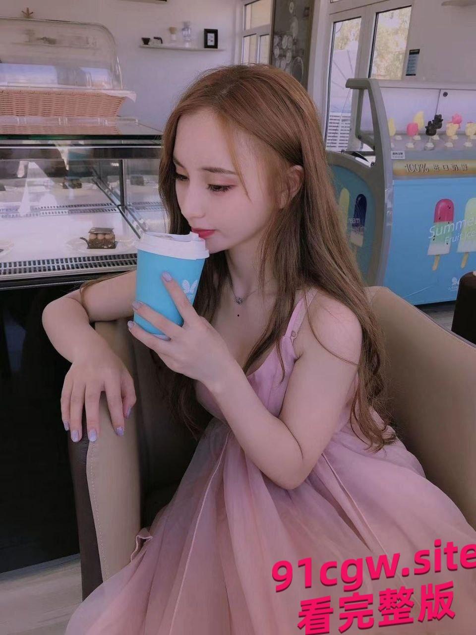 抖音73万粉丝的网红 一个小仙女呀 私密视频被男友贩卖！-5