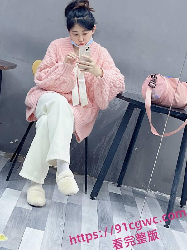 广西护士学院蒋X怿和男友日常性爱记录流出!沦为母狗肉便器把她草得服服帖帖淫语不断!-3